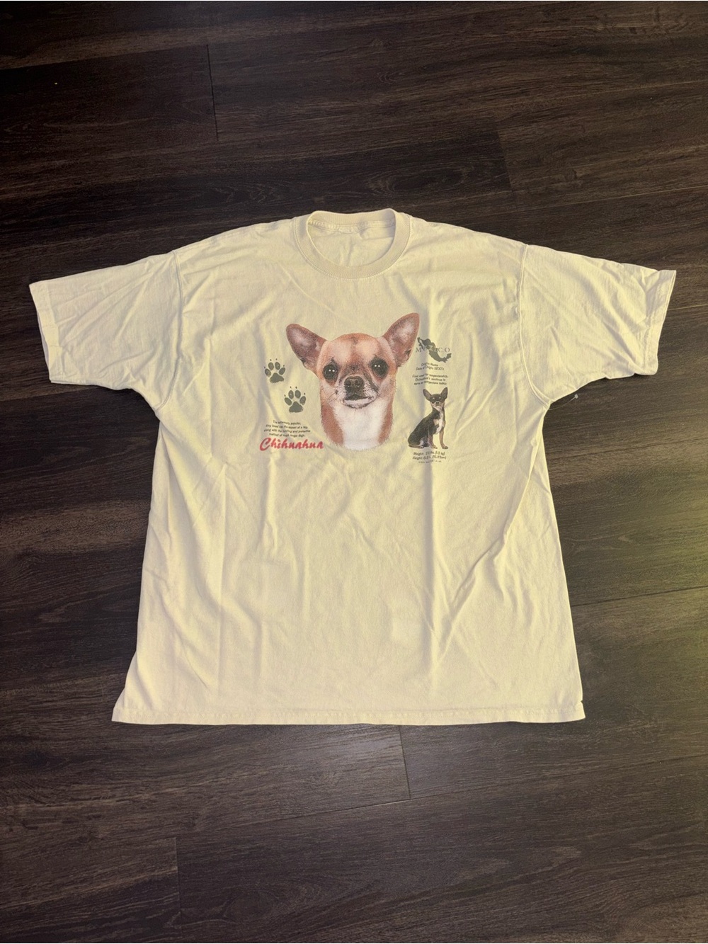 Vintage 90s Chihuahua Dog Graphic T-Shirt Animal Lovers Cute Pet Print